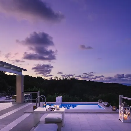 Вилла Lover's Nest *