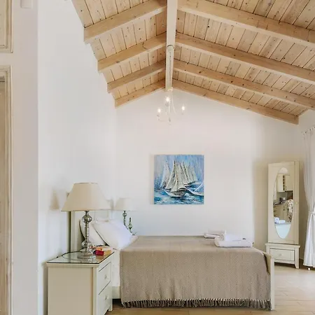 Вилла Lover's Nest Антипаксос